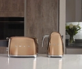 CZAJNIK-ELEKTRYCZNY-rozowe-zloto-50-s-Style-SMEG-Kod-producenta-KLF03RGEU.jpg