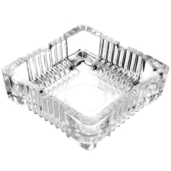 Popielniczka popielnica szklana kwadratowa bezbarwna stołowa 10,5x10,5x3,5 cm