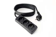 Przedłużacz 3 gniazda 5m z uziemieniem czarny