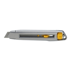 Nóż metalowy Stanley Interlock 18 mm
