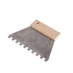 Szpachla Comensal trapezowa gładka 15 cm ząb 8 x 8 mm