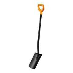 Szpadel prosty Fiskars Solid z metalowym trzonkiem