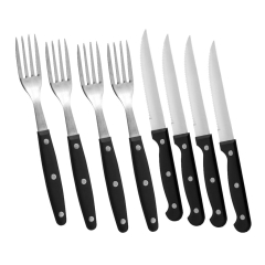 Zestaw sztućców widelców noży do steków