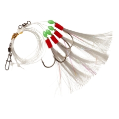 Przywieszka na żyłce z przynętą do łowienia ryb