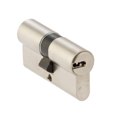 Wkładka drzwiowa podłużna D10 30 x 30 mm ABUS