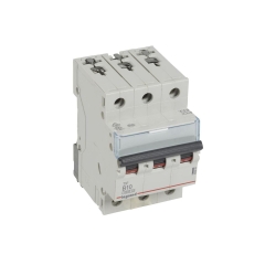 Wyłącznik NADPRĄDOWY S 303 B 10 A LEGRAND