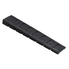 Kliny meblowe plastikowe czarne 4sz 8x20x100