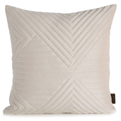 POSZEWKA ROMBY WELUR PIKOWANY 45X45 CM KREMOWA
