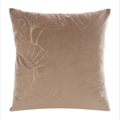 POSZEWKA WZÓR LIŚĆ WELUR VELVET 45X45 CM BEŻOWA