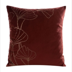 POSZEWKA WZÓR LIŚĆ WELUR VELVET 45X45 CM BORDOWY