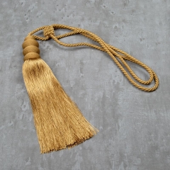 SZNUR UPINACZ DO ZASŁON CHWOST 81 CM ZŁOTY