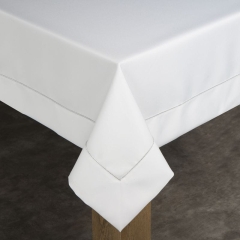 OBRUS MADELE 140 X 180 CM BIAŁY bieżnik