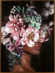 OBRAZ NA ŚCIANĘ KOBIETA W WIANKU 60X80 CM RÓŻOWY