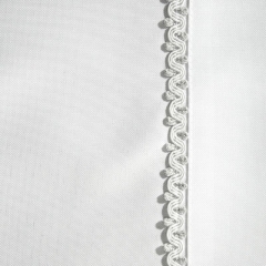 OBRUS BIEŻNIK SREBRNA LAMÓWKA 30X40 CM BIAŁY