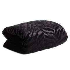 NARZUTA WELUR VELVET GEOMETRYCZNA 230X260CM CZARNA