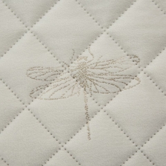 NARZUTA PIKOWANA WAŻKA WELUROWA 170X210 CM KREMOWA