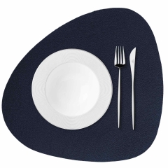 Czarna Podkładka Mata Ochronna Pod Talerze 35x45 SKINNY Zwijana Cienka