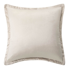Beżowa Poszewka Velvetowa Do Zasłony 40x40