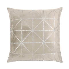 Beżowa Poszewka Velvetowa Do Zasłony 45x45