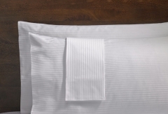 Biała Poszewka na poduszkę hotelowa 40x40