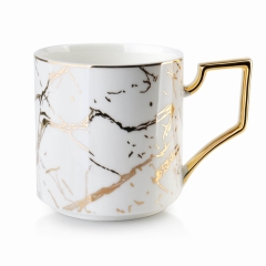 Porcelanowy Złoty Kubek 360ml