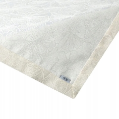 OBRUS BIEŻNIK ŻAKARDOWY WZÓR 85 X 85 CM KREMOWY
